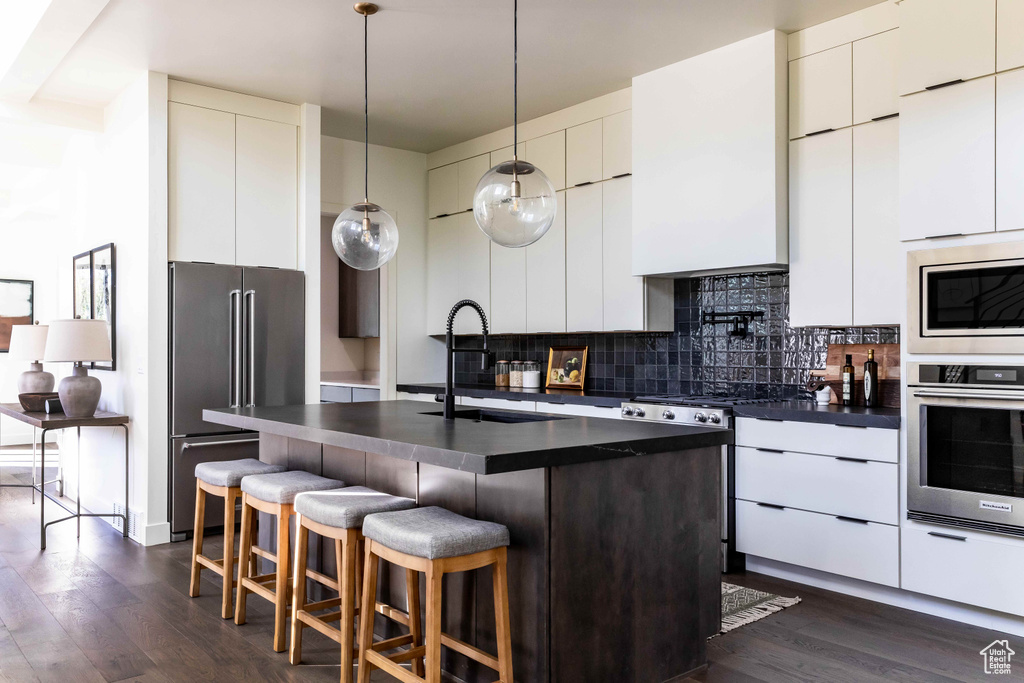 10734 N DOSH LN Highland, UT 84003