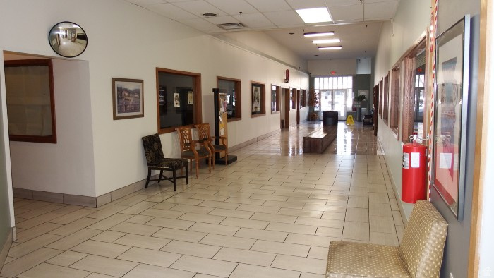 25 W MAIN ST photo 4