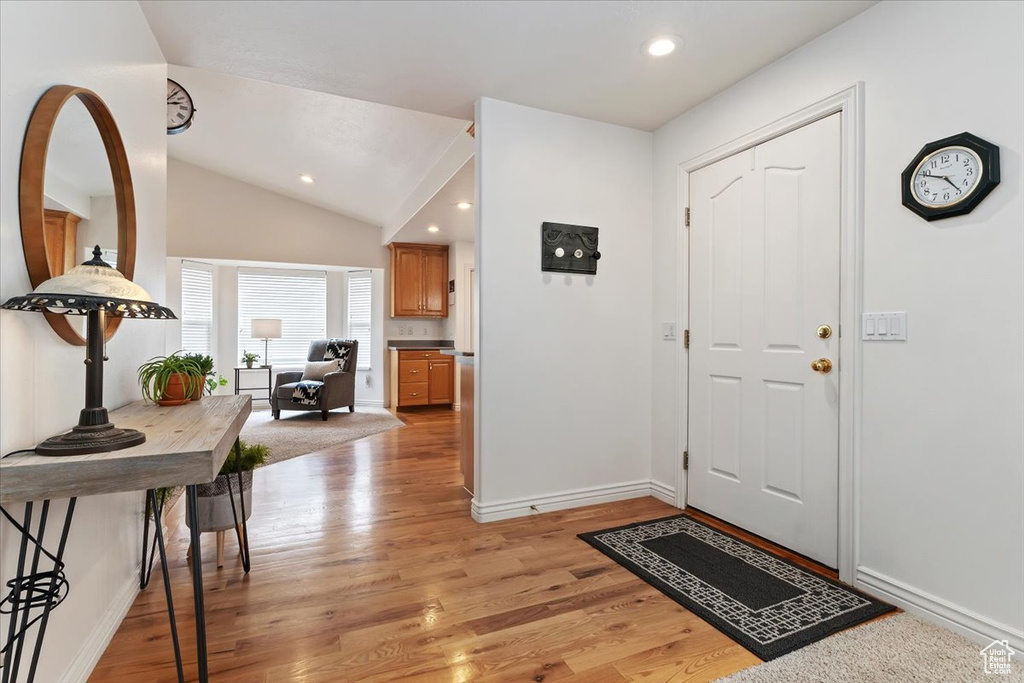 Photo 4 for MLS #2113213 at 139 W Hidden Hollow Cir