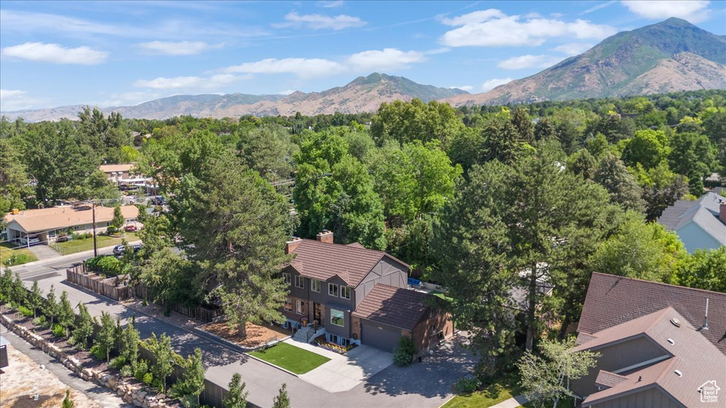 2494 E MURRAY HOLLADAY RD Holladay, UT 84117