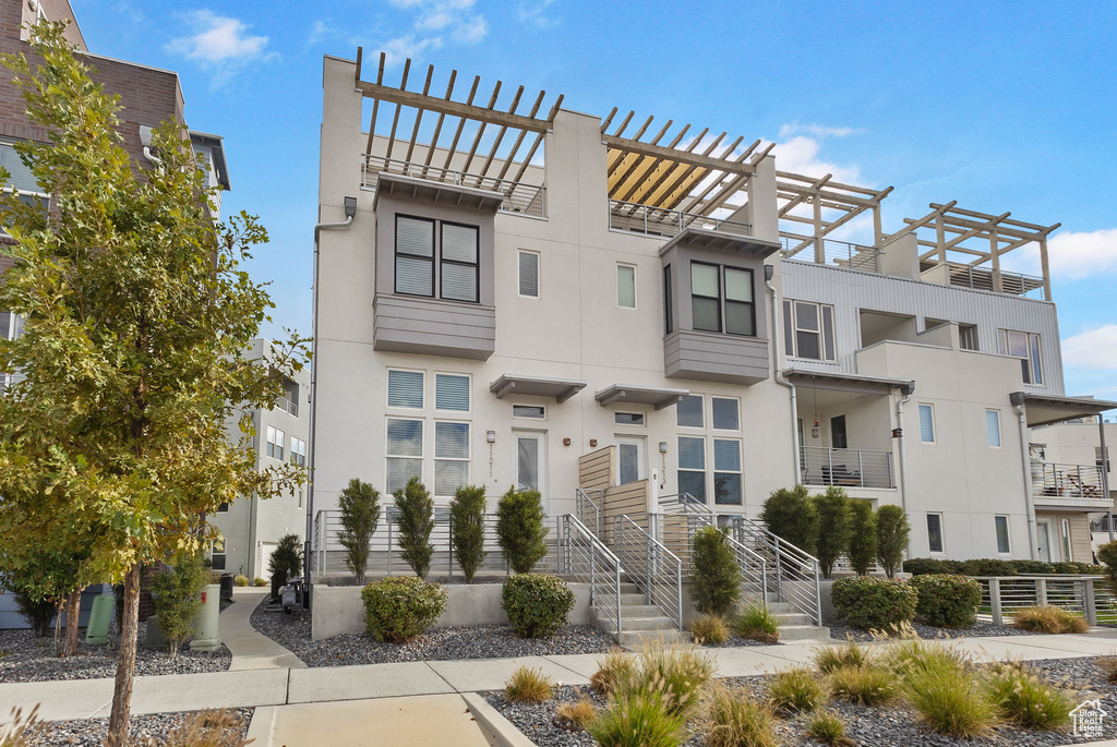 11211 S CLEAR BLUE DR South Jordan, UT 84009