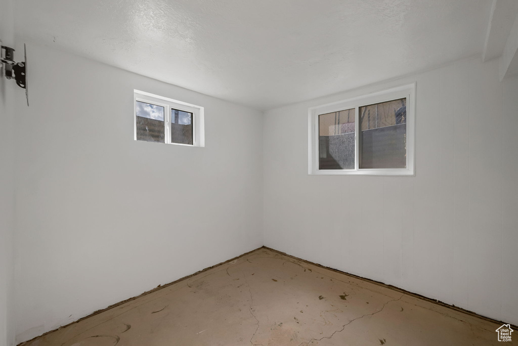 184 E CORRIE CIR Sandy, UT 84070