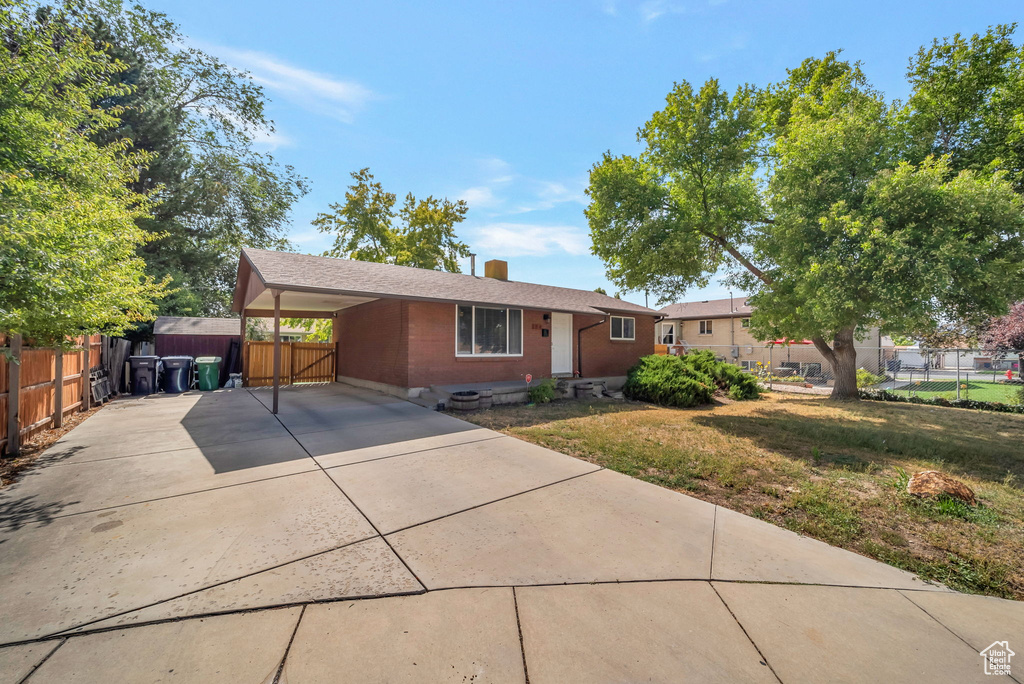 184 E CORRIE CIR Sandy, UT 84070