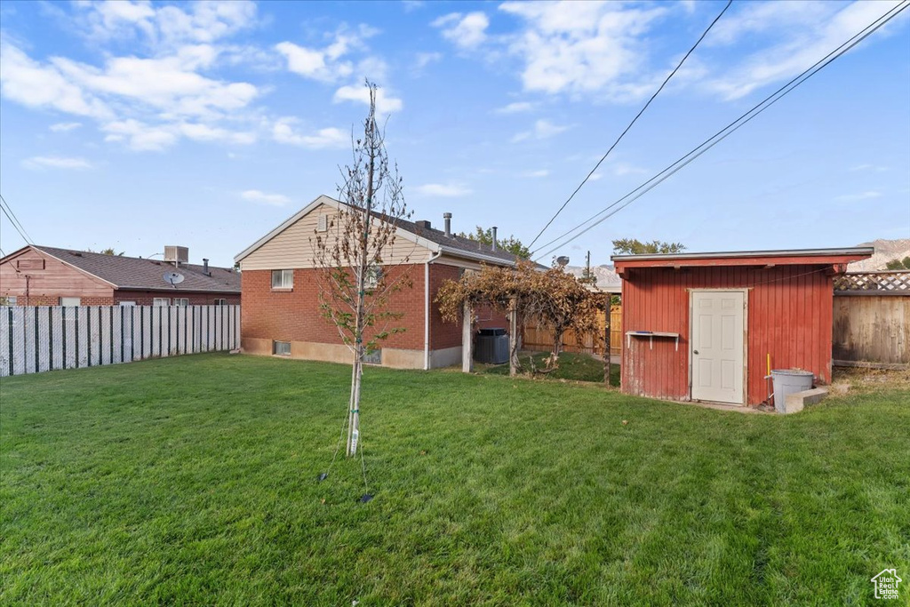 235 W 4600 S Washington Terrace, UT 84405