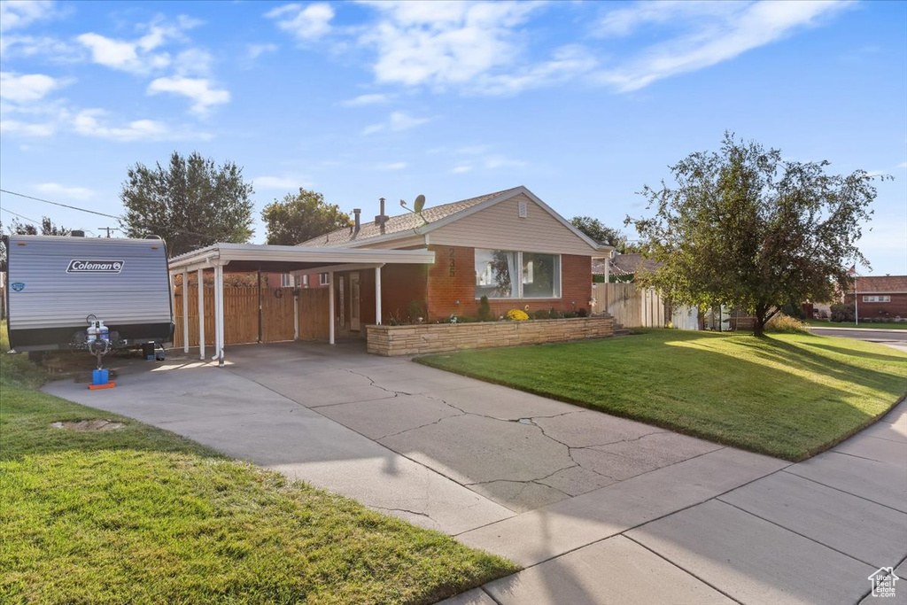 235 W 4600 S Washington Terrace, UT 84405