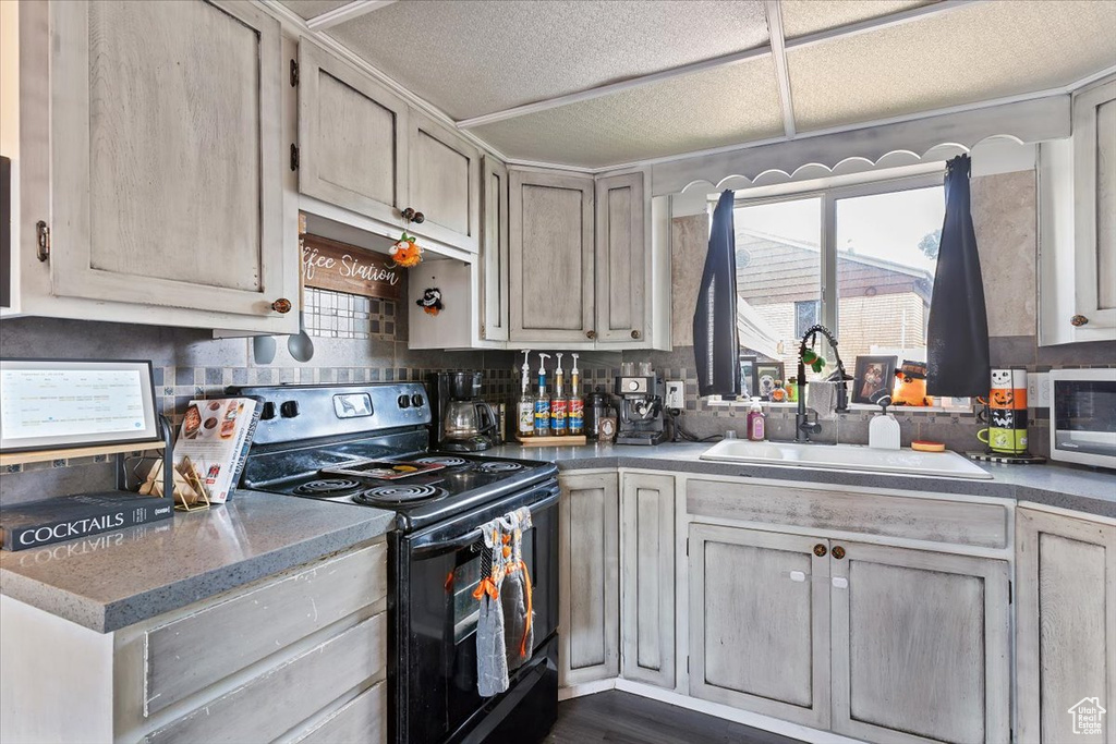 235 W 4600 S Washington Terrace, UT 84405