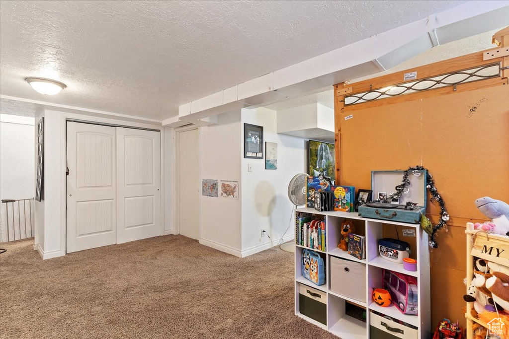 235 W 4600 S Washington Terrace, UT 84405