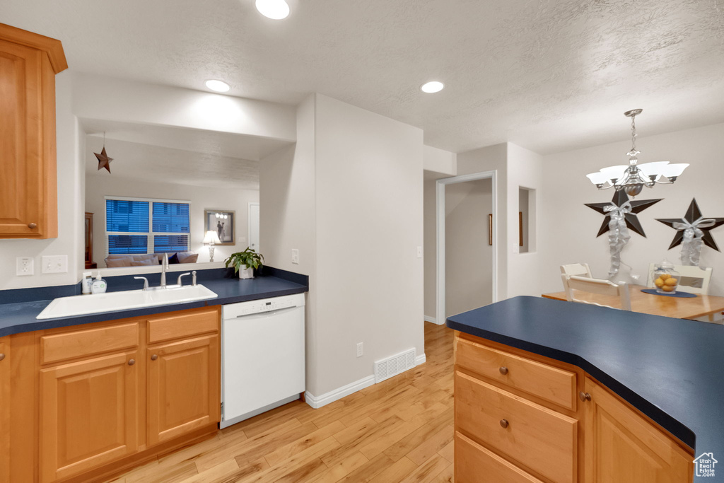5767 W KINTAIL CT West Valley City, UT 84128