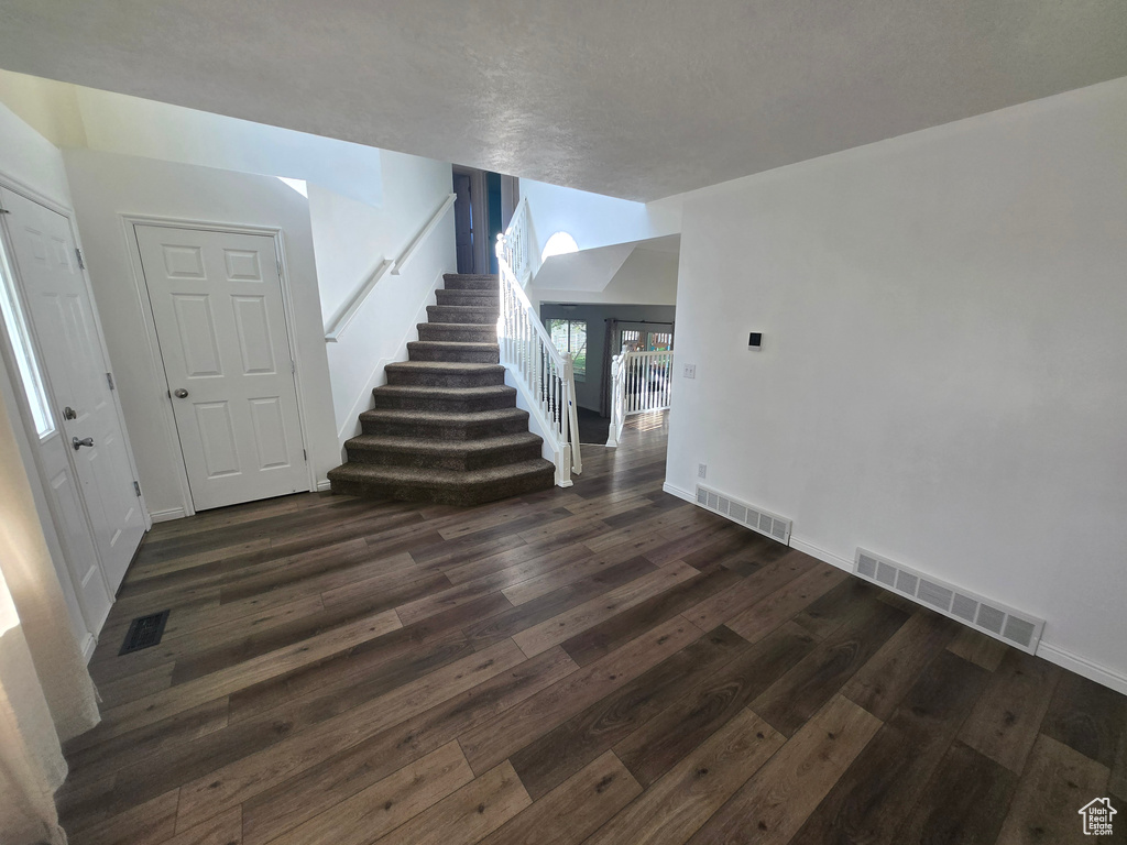 901 S SARATOGA DR Saratoga Springs, UT 84045