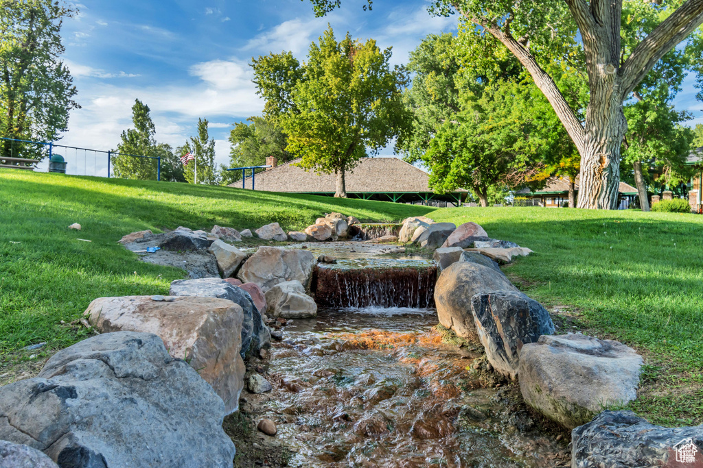 901 S SARATOGA DR Saratoga Springs, UT 84045