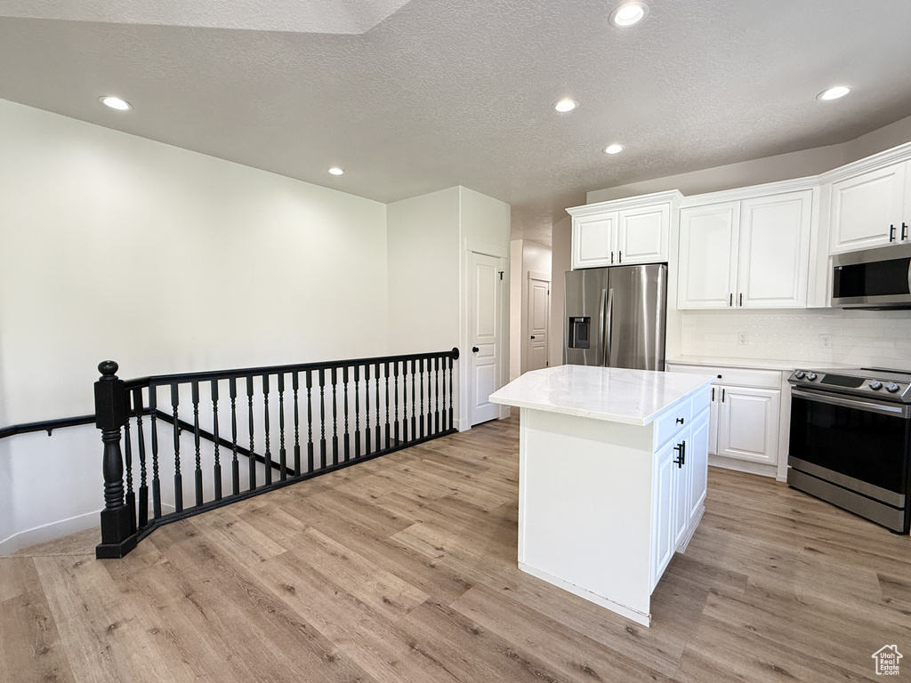 Photo 7 for MLS #2113257 at 152 W 4050 North