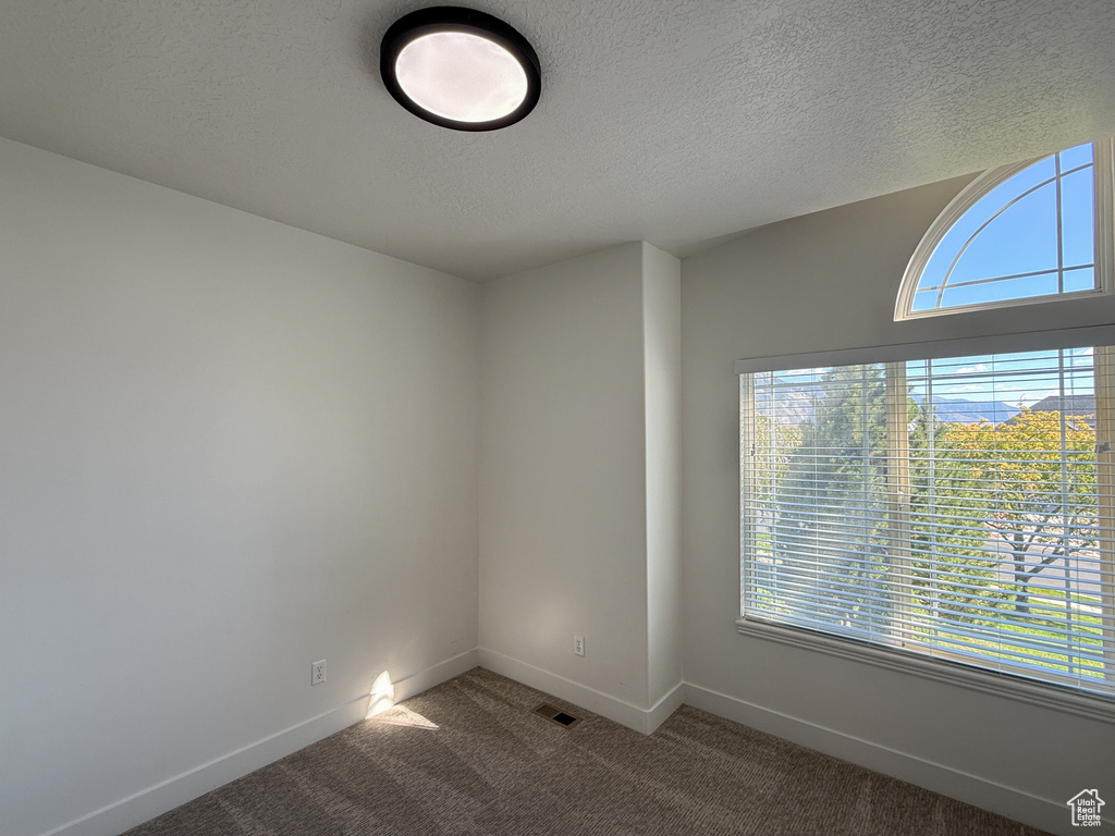Photo 17 for MLS #2113257 at 152 W 4050 North