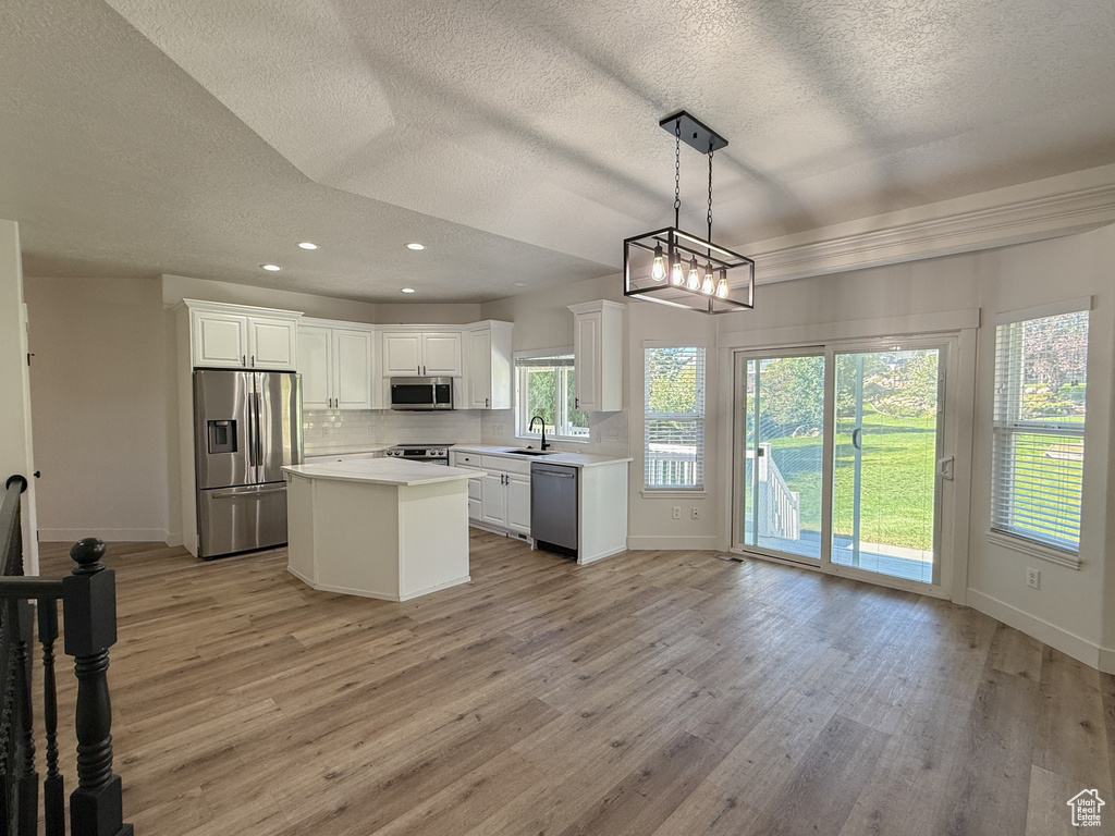 Photo 5 for MLS #2113257 at 152 W 4050 North
