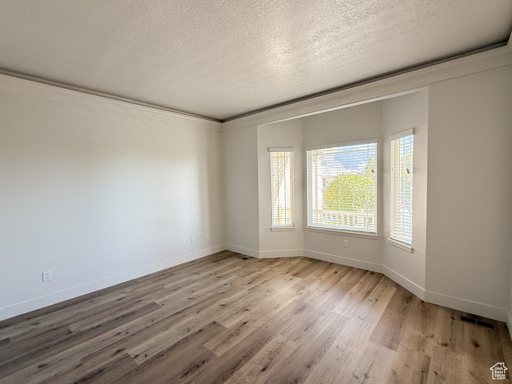 Photo 3 for MLS #2113257 at 152 W 4050 North