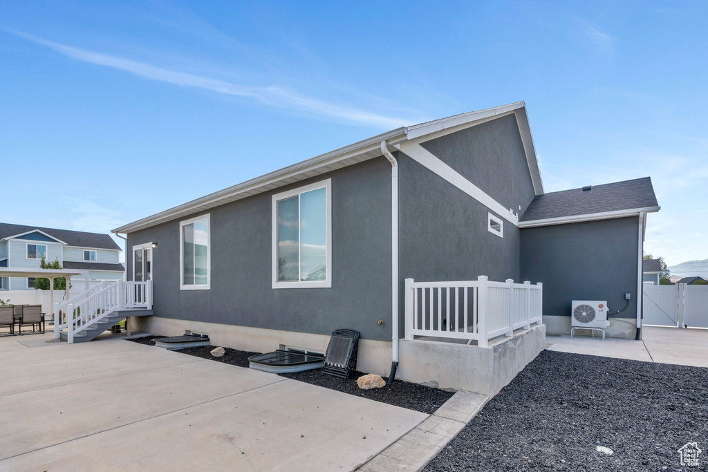 Photo 30 for MLS #2113268 at 34 N 2550 West