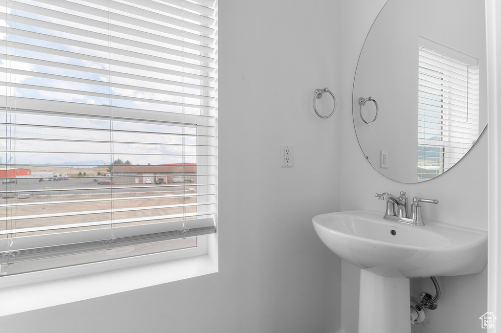 Photo 5 for MLS #2113285 at 554 N Buffalo Grass Ln