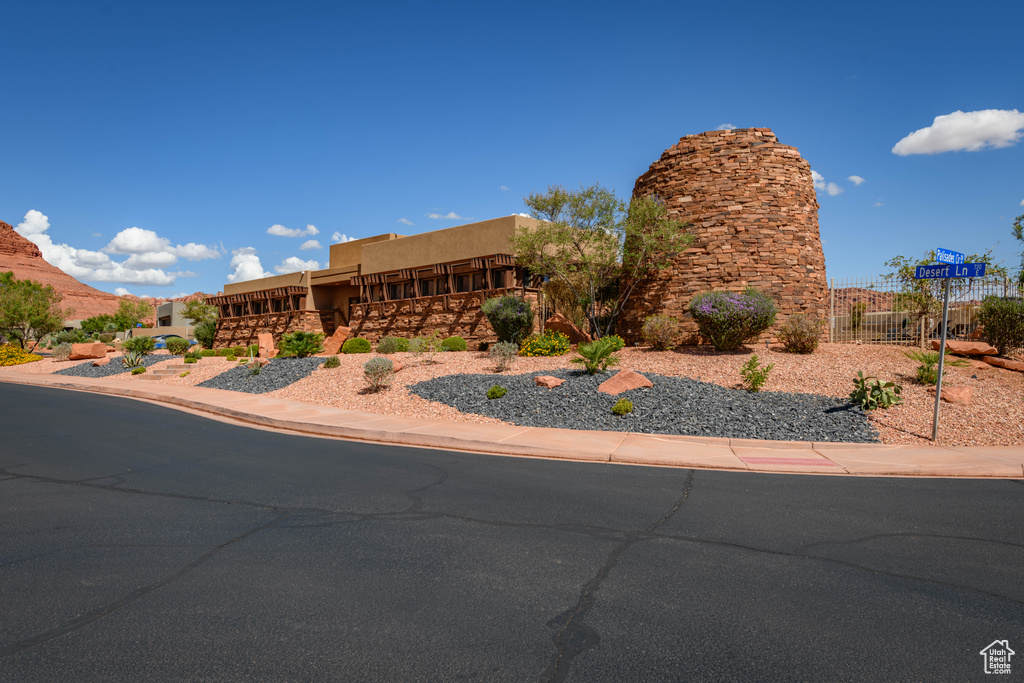 Photo 42 for MLS #2113294 at 771 E Palisades Cir