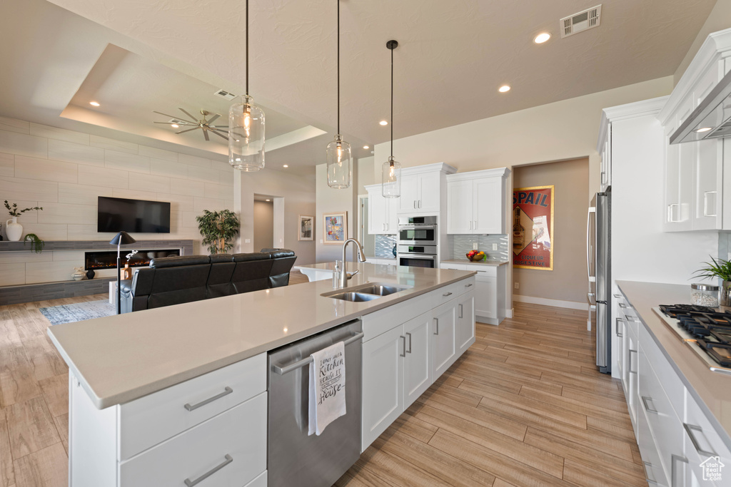 Photo 12 for MLS #2113294 at 771 E Palisades Cir