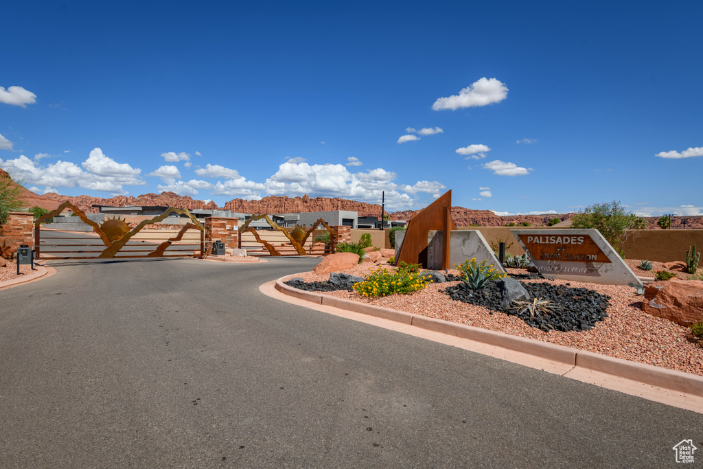 Photo 41 for MLS #2113294 at 771 E Palisades Cir