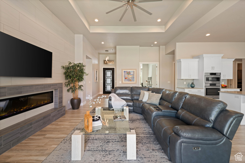 Photo 4 for MLS #2113294 at 771 E Palisades Cir