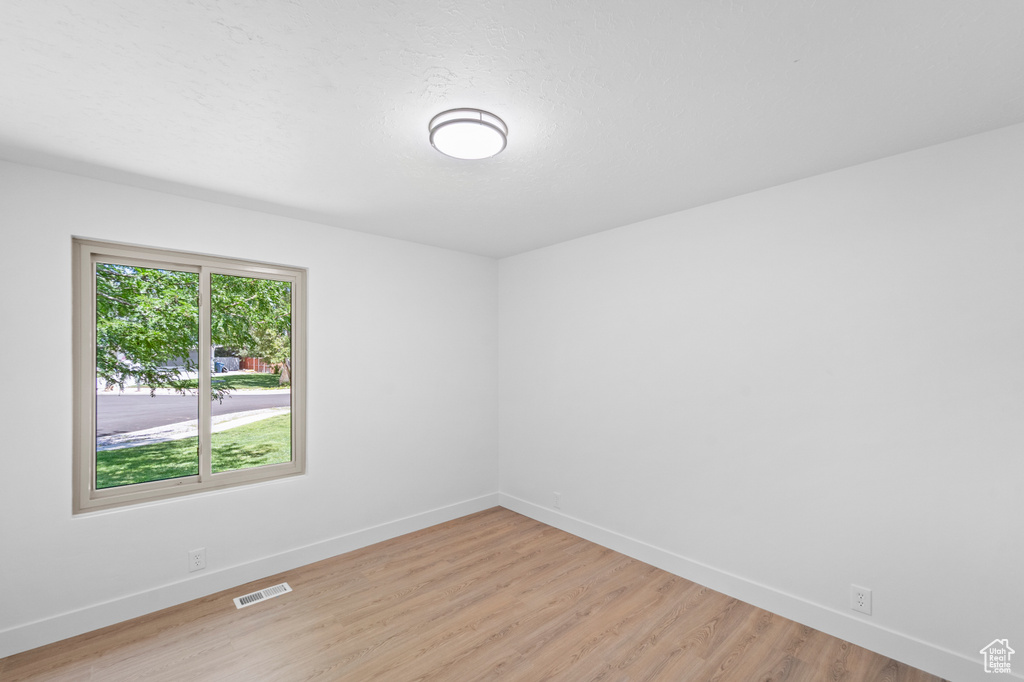 Photo 27 for MLS #2113305 at 1644 E Pebble Beach Cir