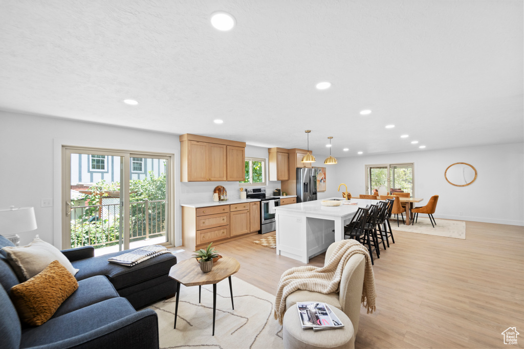 Photo 13 for MLS #2113305 at 1644 E Pebble Beach Cir