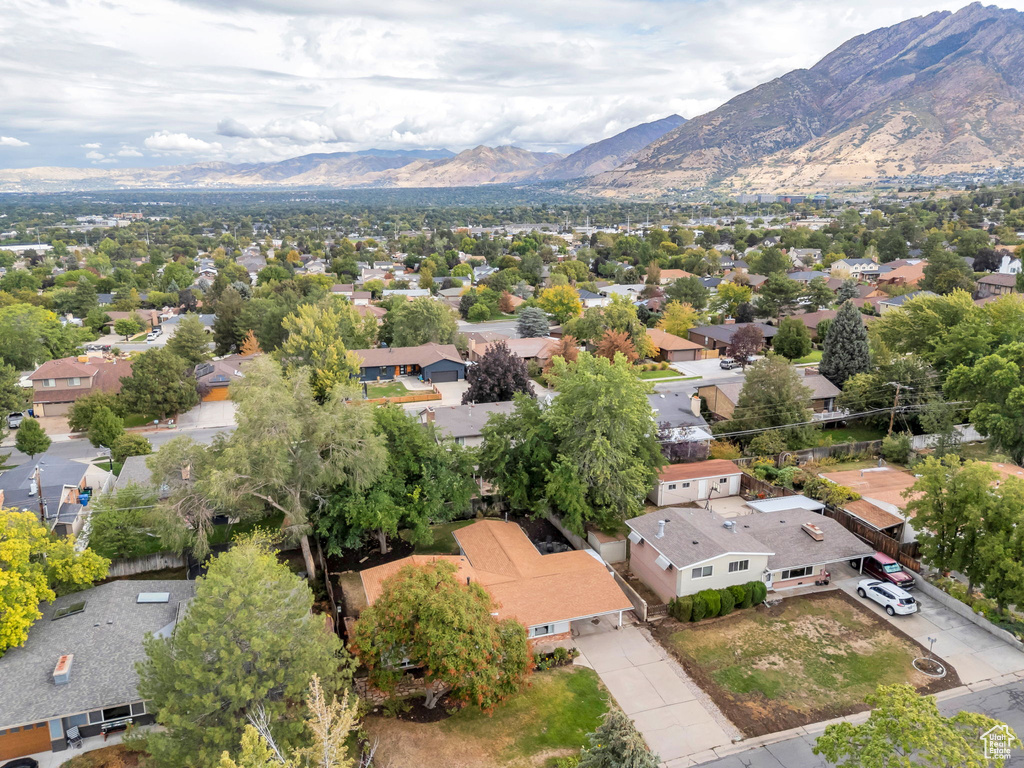 Photo 36 for MLS #2113313 at 2129 E Villaire Ave