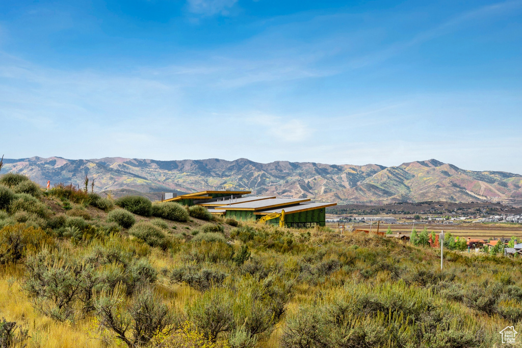 Photo 3 for MLS #2113320 at 2943 Hills Ridge Rd