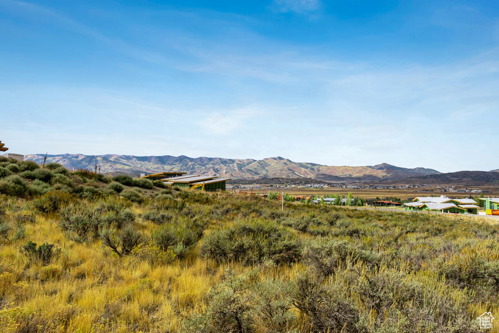 Photo 5 for MLS #2113320 at 2943 Hills Ridge Rd