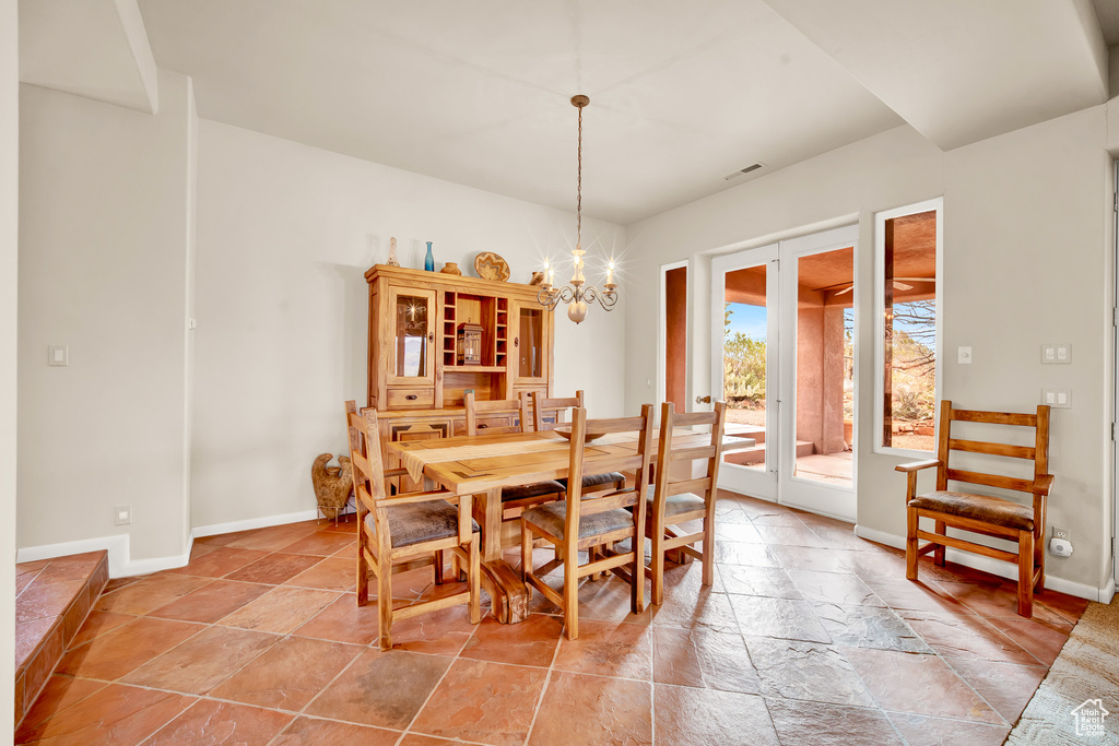 Photo 19 for MLS #2113321 at 1657 N Kayenta Dr