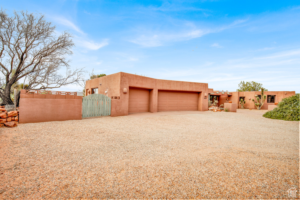 Photo 54 for MLS #2113321 at 1657 N Kayenta Dr