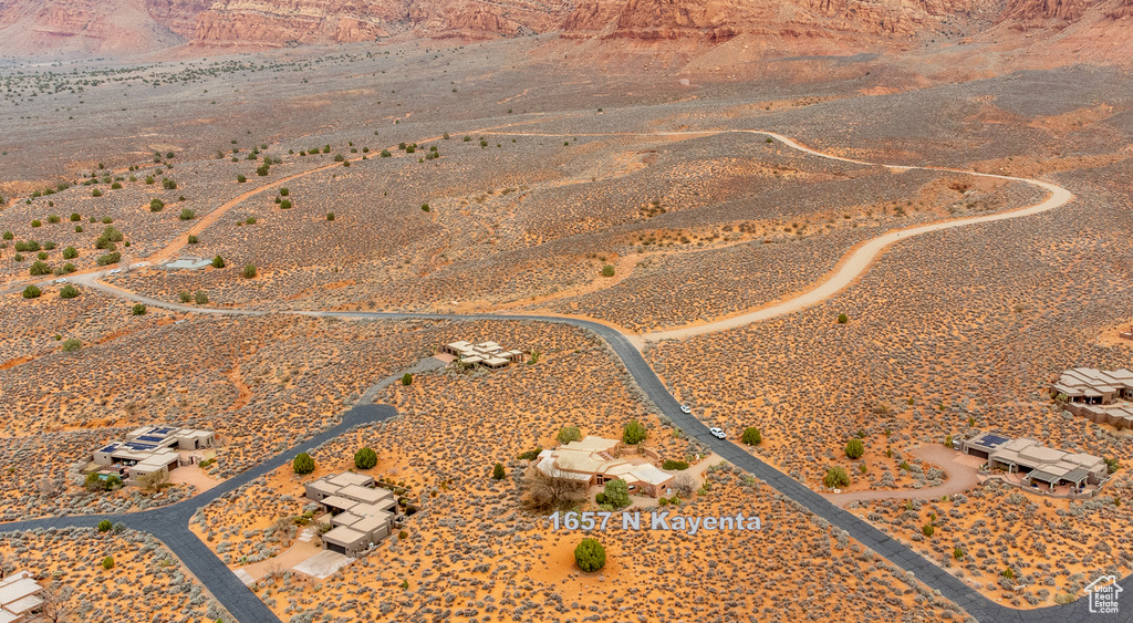 Photo 2 for MLS #2113321 at 1657 N Kayenta Dr