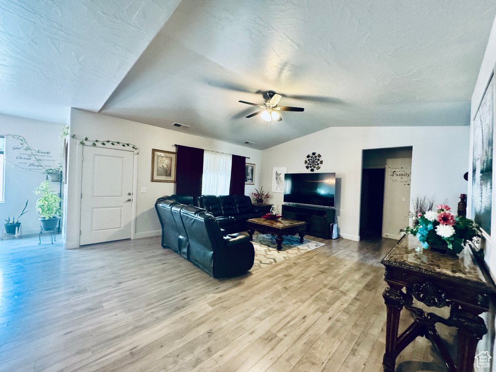 Photo 12 for MLS #2113327 at 321 W 600 North