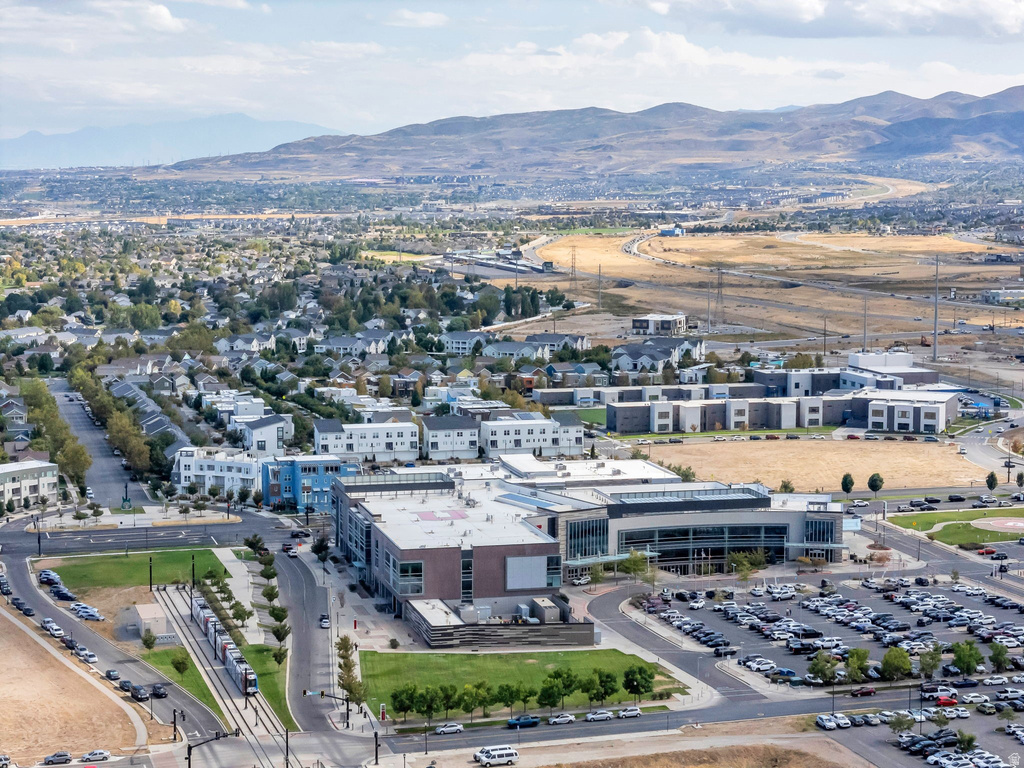 5192 W BLACK TWIG DR #D101 South Jordan, UT 84009