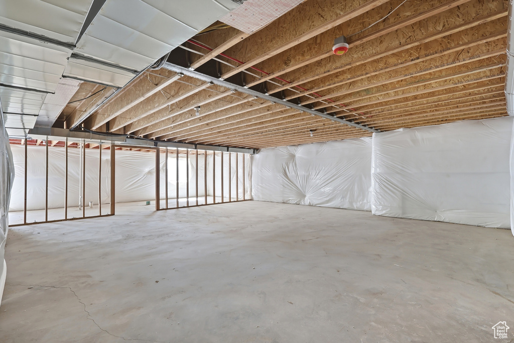 120 N 900 E Hyde Park, UT 84318