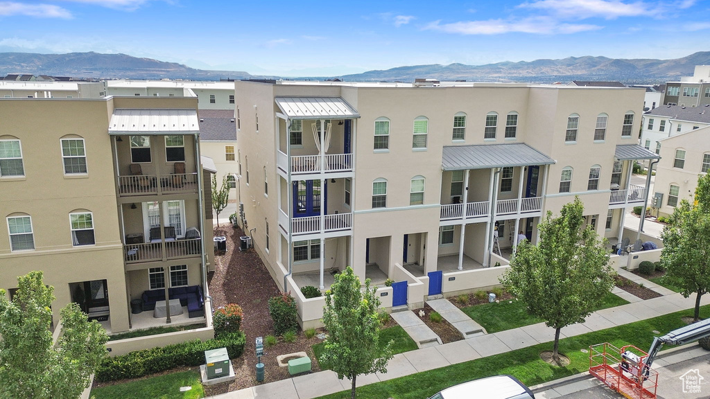 5371 W BOWSTRING WAY South Jordan, UT 84009