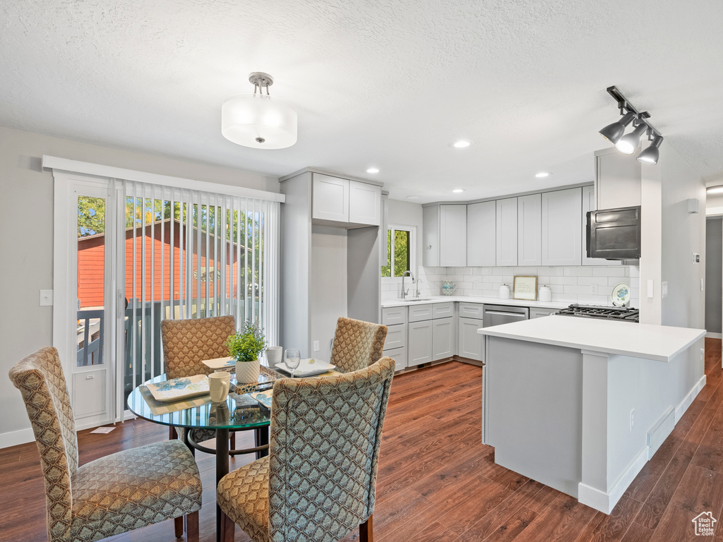 Photo 4 for MLS #2113340 at 206 W 1000 South