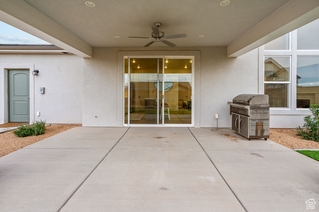 702 W JUNIPER DR St George, UT 84790