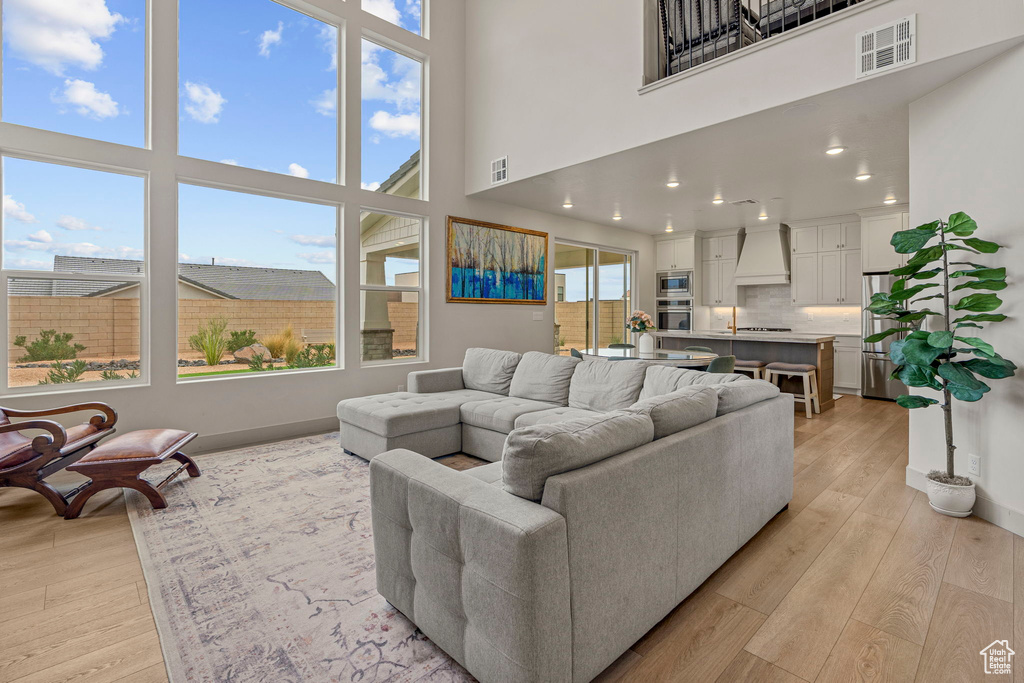 702 W JUNIPER DR St George, UT 84790