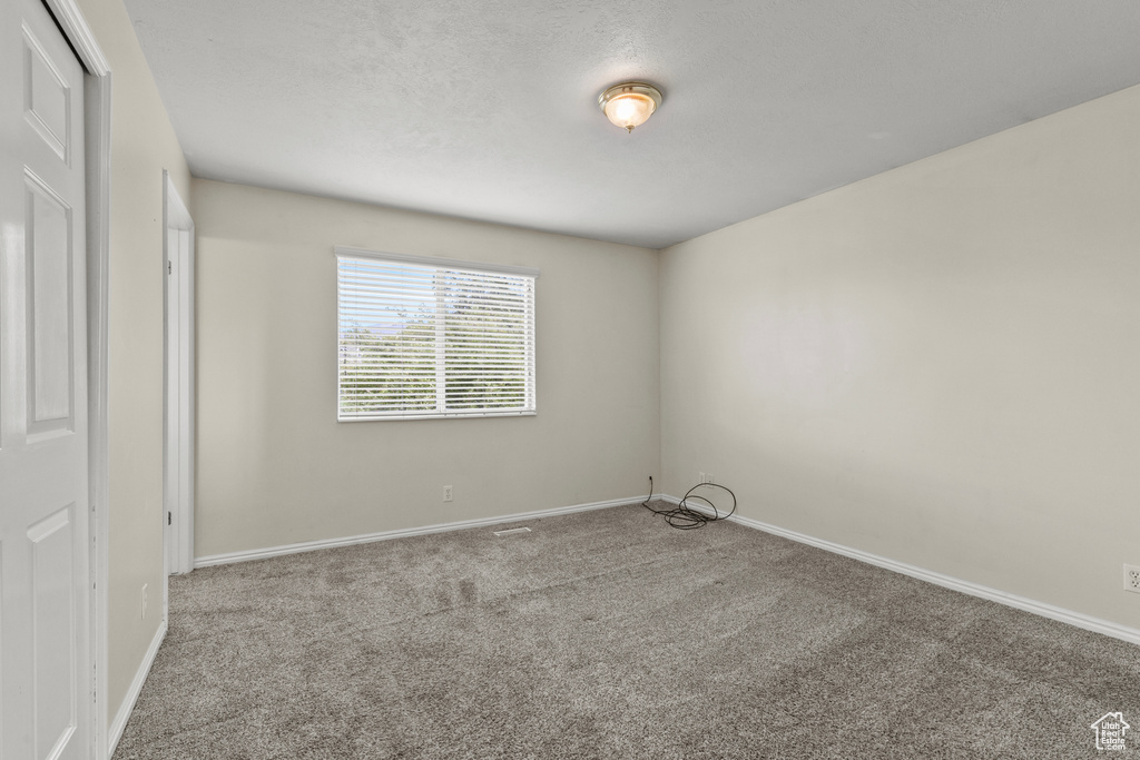 43 E 1825 N Centerville, UT 84014