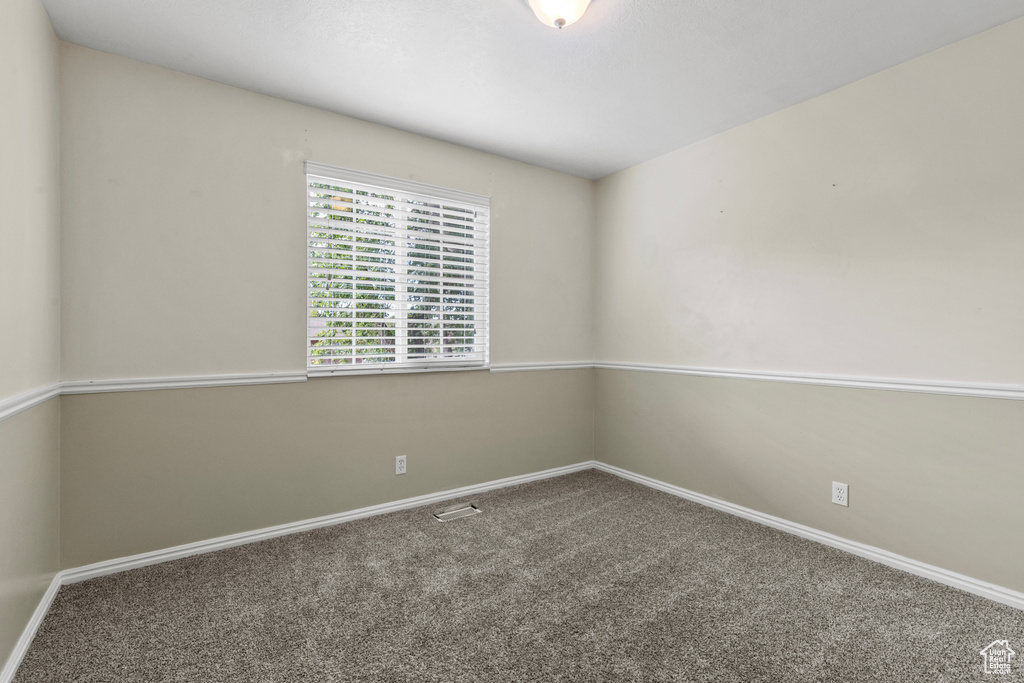 43 E 1825 N Centerville, UT 84014