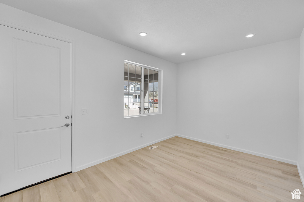 Photo 4 for MLS #2113352 at 220 W 800 South #339
