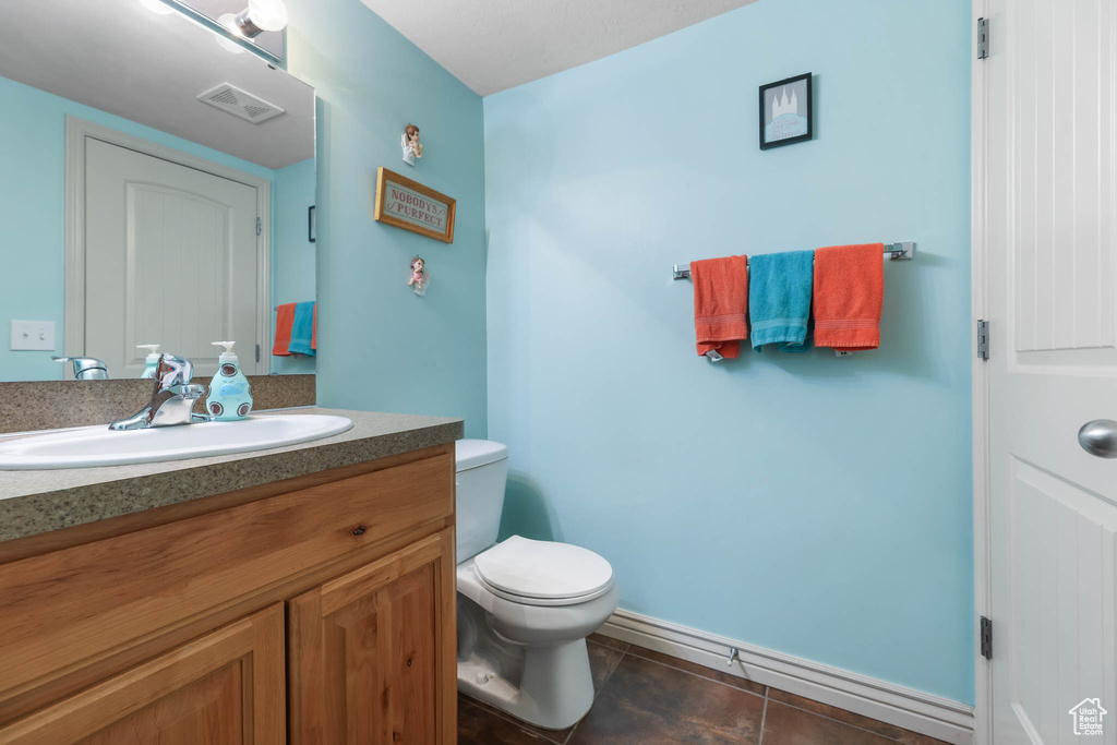 2170 W 1900 S Syracuse, UT 84075