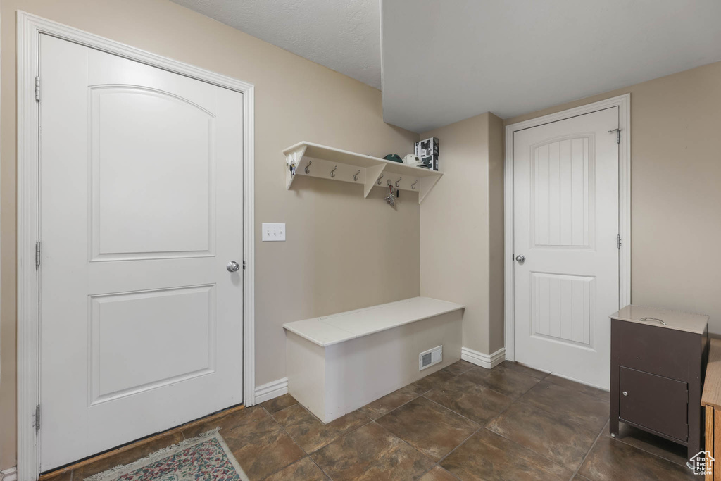 2170 W 1900 S Syracuse, UT 84075