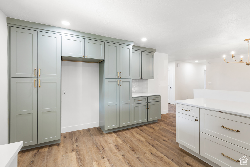 1986 N MAIN ST Orem, UT 84057