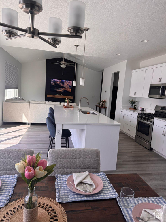 2354 E SPRING ST Eagle Mountain, UT 84005