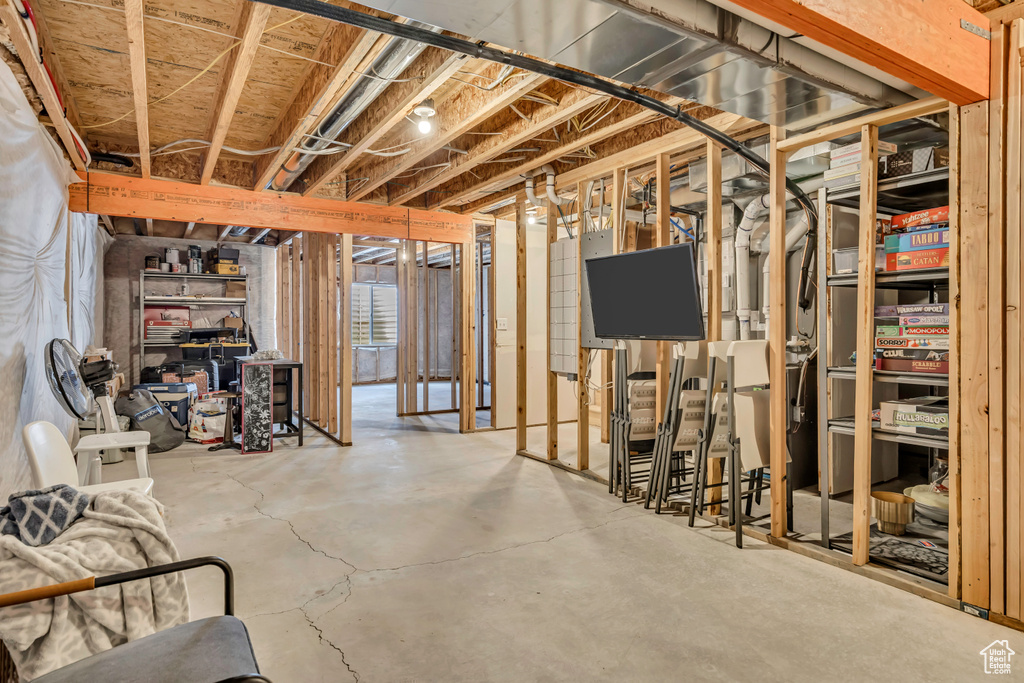 2056 N CHIANTI ST Saratoga Springs, UT 84045
