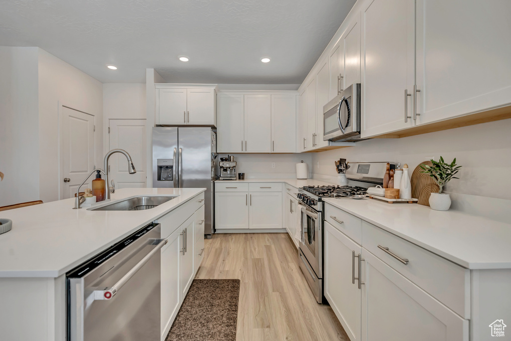 2056 N CHIANTI ST Saratoga Springs, UT 84045
