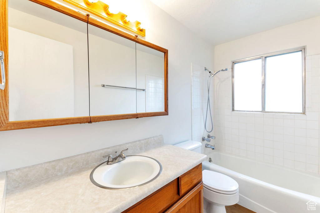 Photo 14 for MLS #2113402 at 111 E Center St #6A
