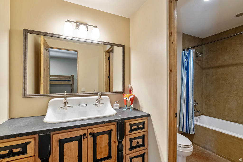 1210 LASSO TRL Hideout, UT 84036